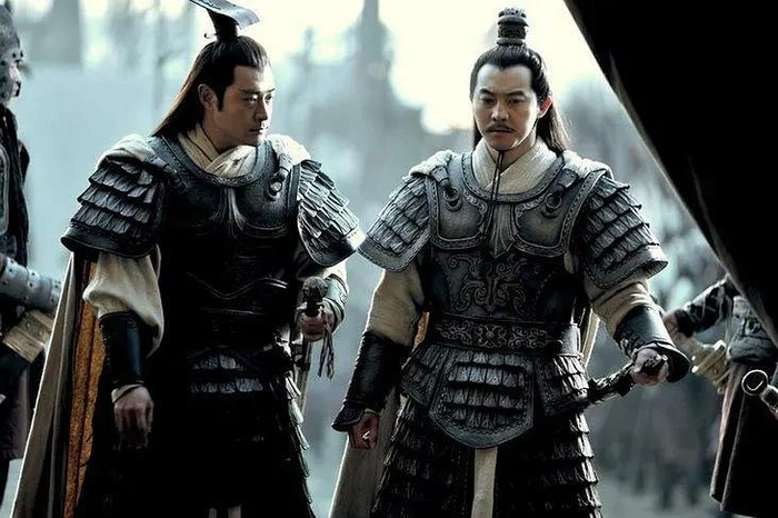 影视中的周瑜与孙策。图源：《三国》官方剧照