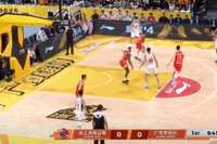 反客为主！麦考尔连续冲筐&徐杰底角三分球 广东9-0开局