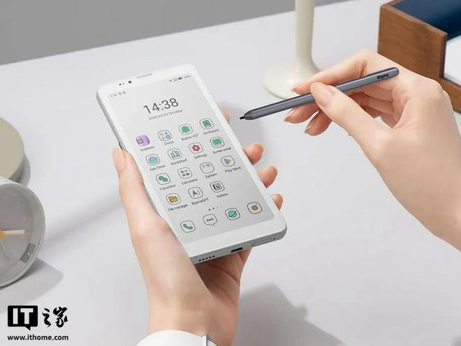 ▲ 支持手写，可选配手机保护壳与迷你手写笔