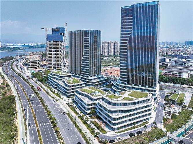 　　厦门人工智能产业带（马銮湾园区）A7地块率先投用。（厦门日报记者 卢剑豪 摄）