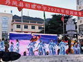 中学生演出服遭集体退货，家长称活动取消，店家曝出学生彩排和表演视频，教体局：家长已取消退货，全额支付服装费用