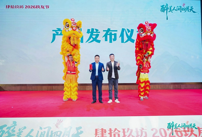 △左：肆拾玖坊总裁张新中 右：肆拾玖坊副总裁白专
