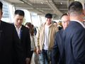 “霸王”抵达战场！何润东现身宿迁奥体，为“苏超”助阵