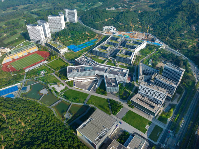 深圳大学丽湖校区。图源：学校官网