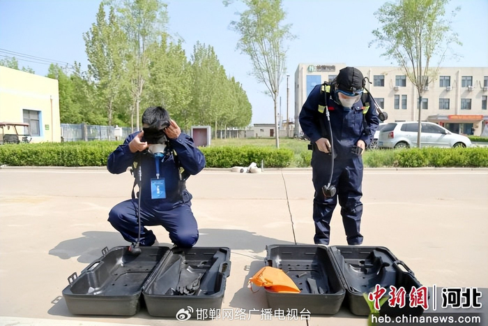 图为安全生产危急情况紧急处置技能比赛现场。 郭江鹏 摄