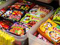 包装袋断供：韩国泡面“裸奔”！