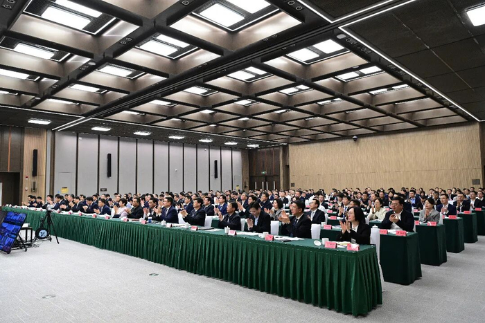 雄安新区召开工作会议。雄安媒体中心王伟倩摄
