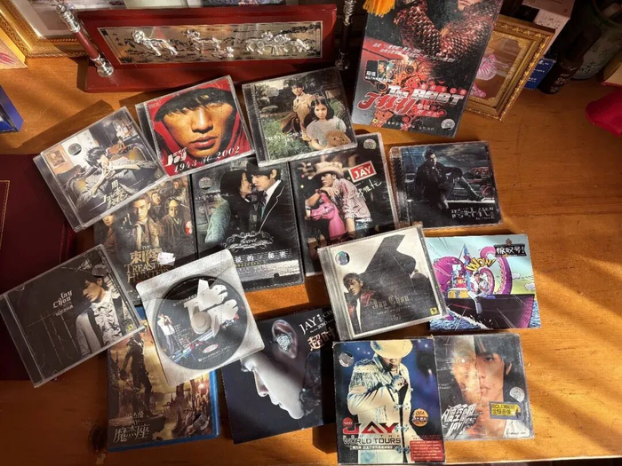 图|高政收藏的周杰伦实体专辑