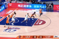 不满意！古德温反击被封盖 认为遭犯规没吹抱怨也吃技犯