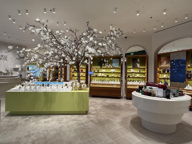PERFUME BOX拾氛气盒新天地东台里店。叶宇摄