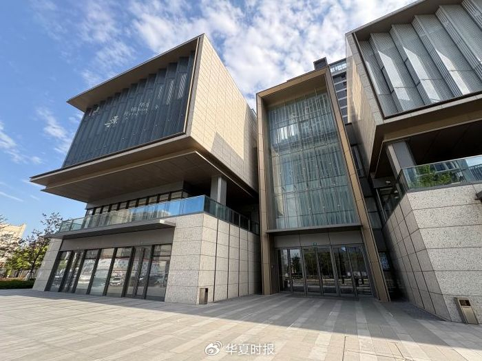 浦开云璟四期北区售楼处关闭。 李贝贝/摄