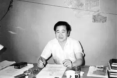​年轻时的莫言