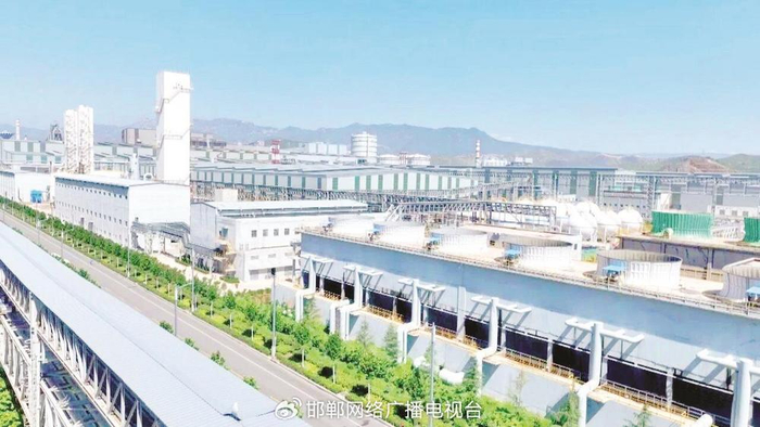 图为邯钢新区一角。