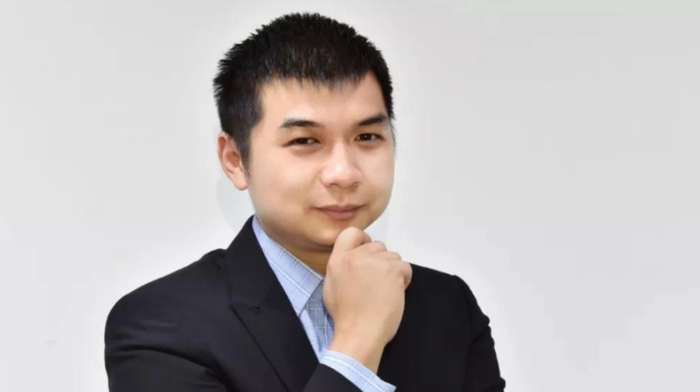 ▲翼菲智能创始人、执行董事、董事长兼CEO 张赛