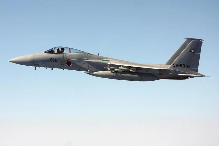日本F-15战斗机。资料图 新华社发（孔飞摄）