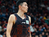 外线还得靠你！陈林坚半场7中4&三分5中3拿到11分4板