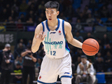 枪杆火热！段昂君半场7投5中&三分6中4 独得14分2篮板1抢断