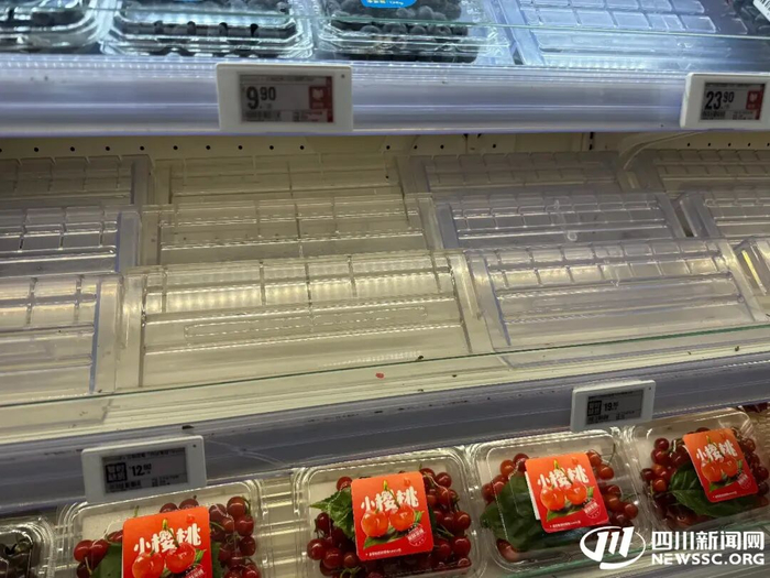 在某商超部分蓝莓已经售罄