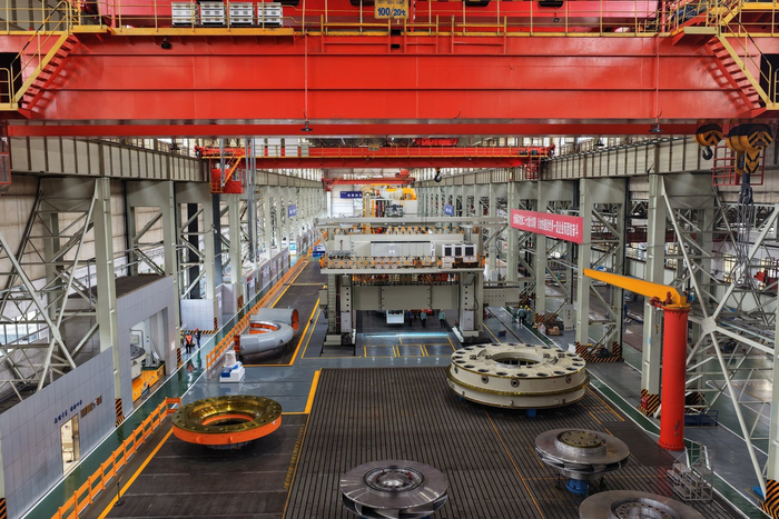 东方电机重跨车间。东方电机供图