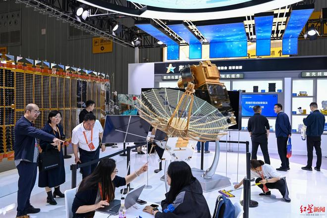 ▲第11个“中国航天日”科普展示活动现场