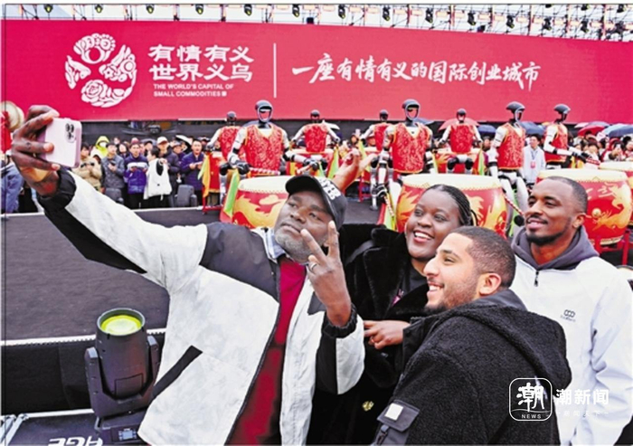 义乌活跃着来自世界各地的超1.1万户外资经营主体，2025年以来日均在义乌外商超3万人（资料照片）。 记者 倪雁强 摄