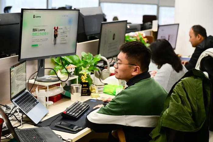 图片来源/新华社