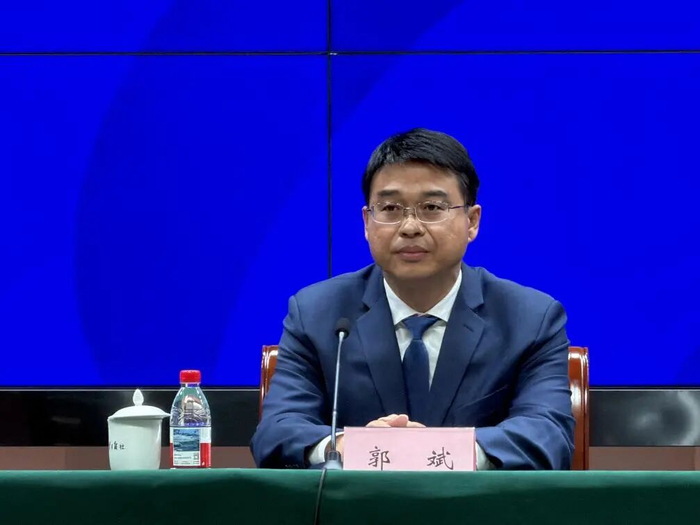 省商务厅副厅长郭斌