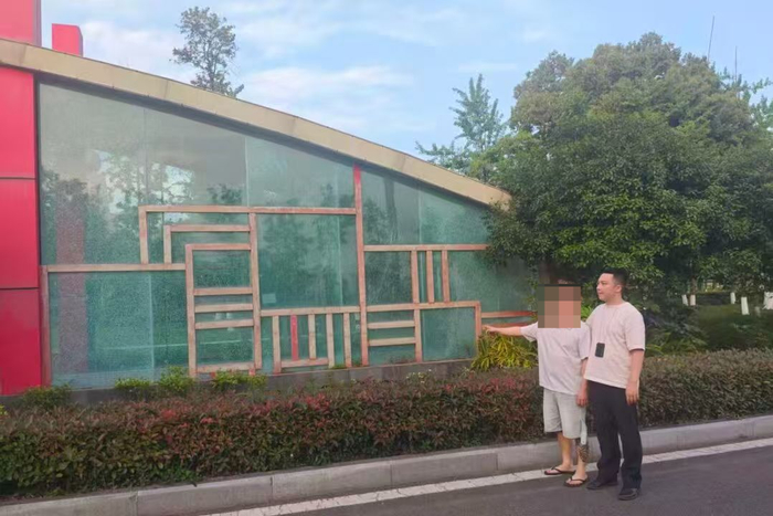 ▲雷某某指认现场