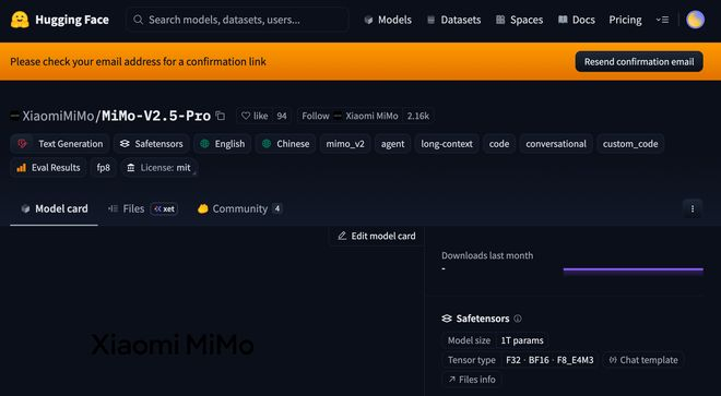 ▲MiMo-V2.5-Pro在Hugging Face的开源页面截图