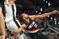 4-1绅士横扫吗？ESPN预测明天胜率：马刺82.1% 开拓者17.9%