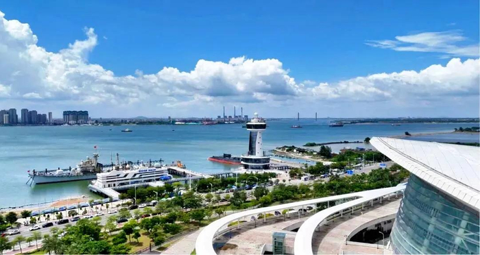 军博园海上装备区。吴东俊 摄