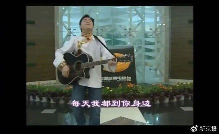 ​张勇唱的《晚间》片尾曲MV。受访者供图
