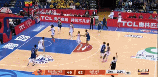 精准制导！戴申·尼克斯拿篮板后长传纵贯全场 迪亚洛接球上进