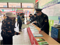 山东省青岛市“你点我检”走进李村大集 护航“五一”旅游消费市场秩序
