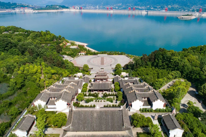 秭归屈原祠航拍图（央广网发  王罡  摄）