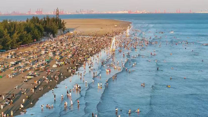 白浪滩。图源：防城港市文化广电体育和旅游局