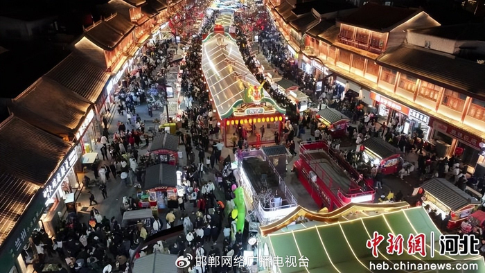 图为大名集荟。 习守政 摄