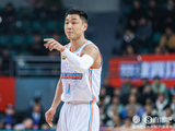 媒体人：高诗岩在场与否对比鲜明 毕竟二阵+DPOY候选球员