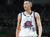 就该多投！陈林坚半场5中4高效拿下10分1板 全队唯一上双