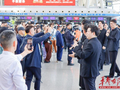 候机也能大合唱？长沙机场五一快闪刷屏旅客朋友圈