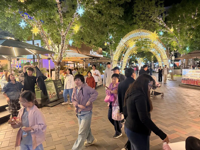 北京车展期间，祥云小镇商圈迎来打卡新热潮