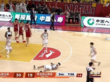 辕门射戟！基诺内斯金蝉脱壳摆脱2人防守 抢投三分打成3+1