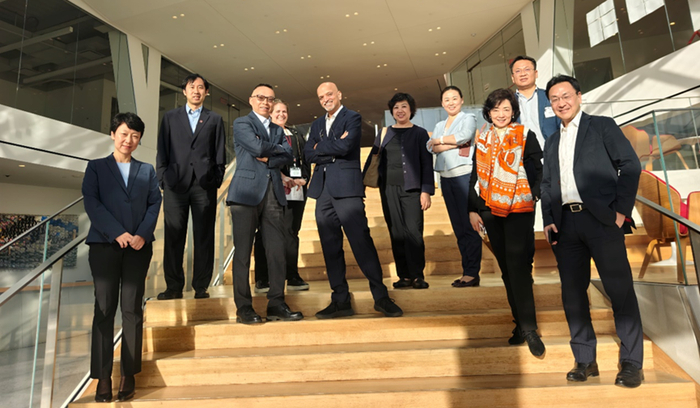 图为学院代表团到访康奈尔大学TECH校区