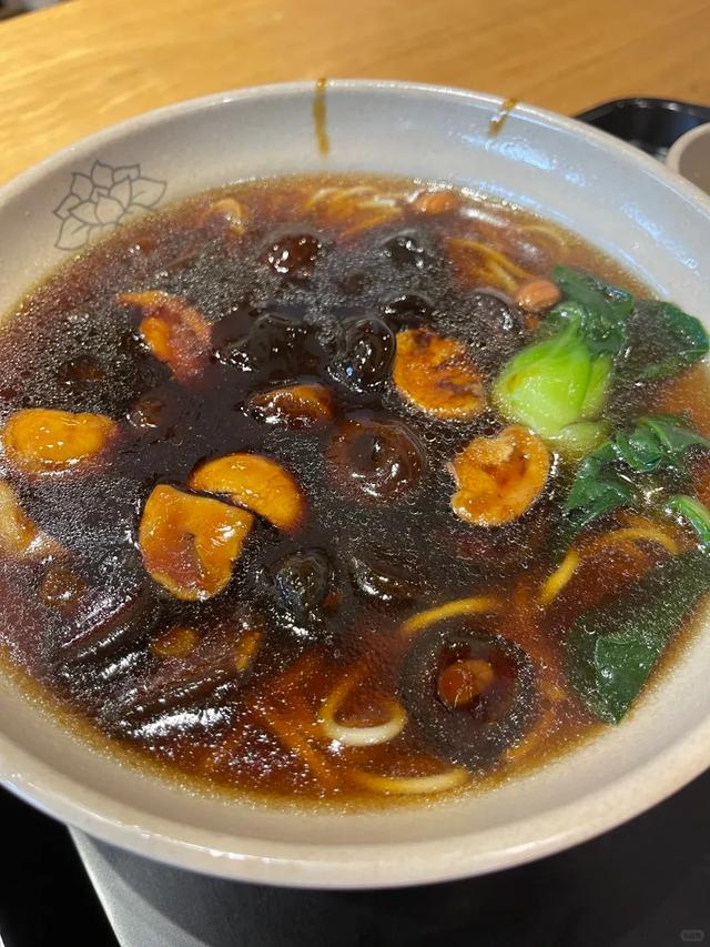 图源：小红书博主@莲蓬精