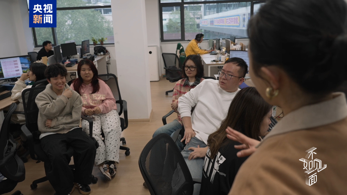 图｜杨涵涵的AIGC公司位于武汉硚口区一个人工智能产业园内