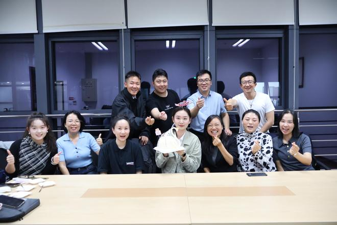 中国民航大学远航青年突击队合影。（受访者供图）