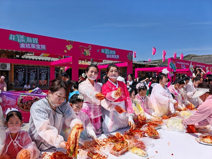 和龙金达莱文化旅游节（央广网发  和龙市委宣传部供图）