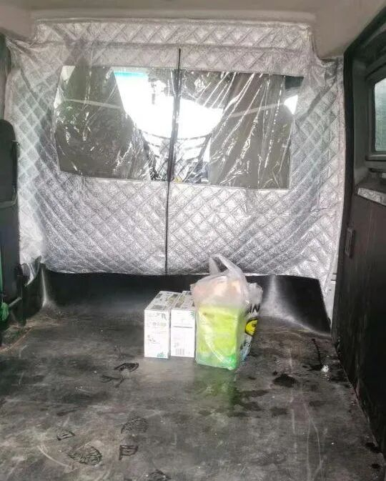 潜在受害人要求运送两箱牛奶。