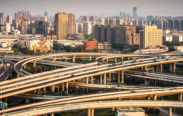环城南路高架。