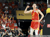 进攻高效！朱俊龙半场2记三分球拿到10分1抢断